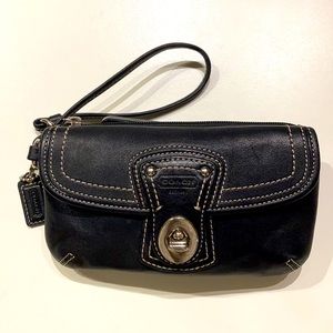 Coach Soho Legacy Turnlock Black Leather Wristlet